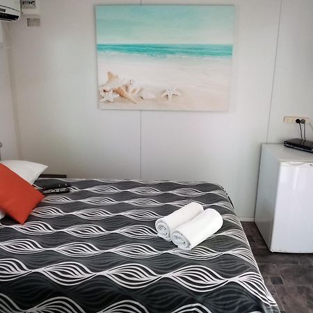 Bushchooks Travellers Village Bororen Phòng bức ảnh